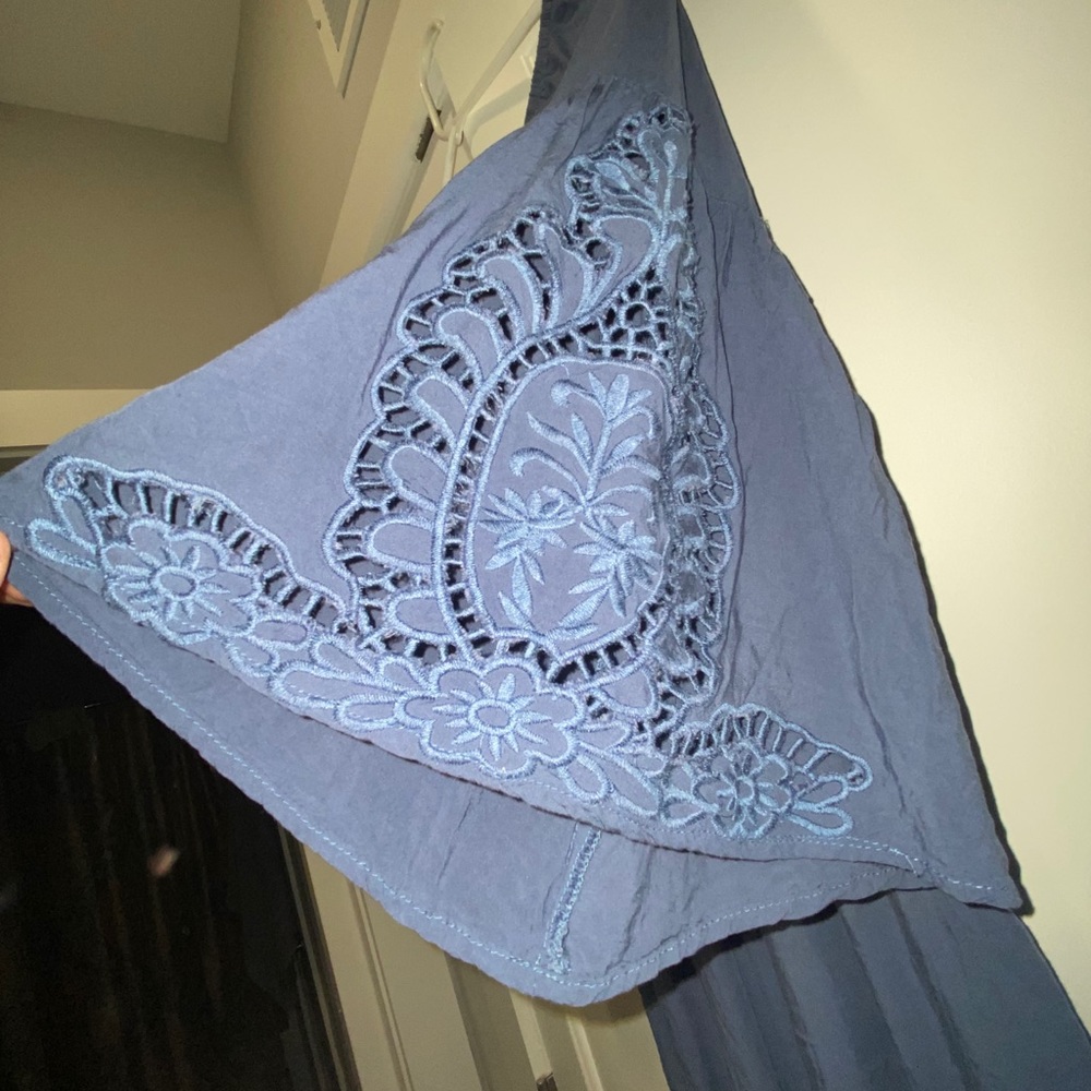 Romper - Picture 2 of 3